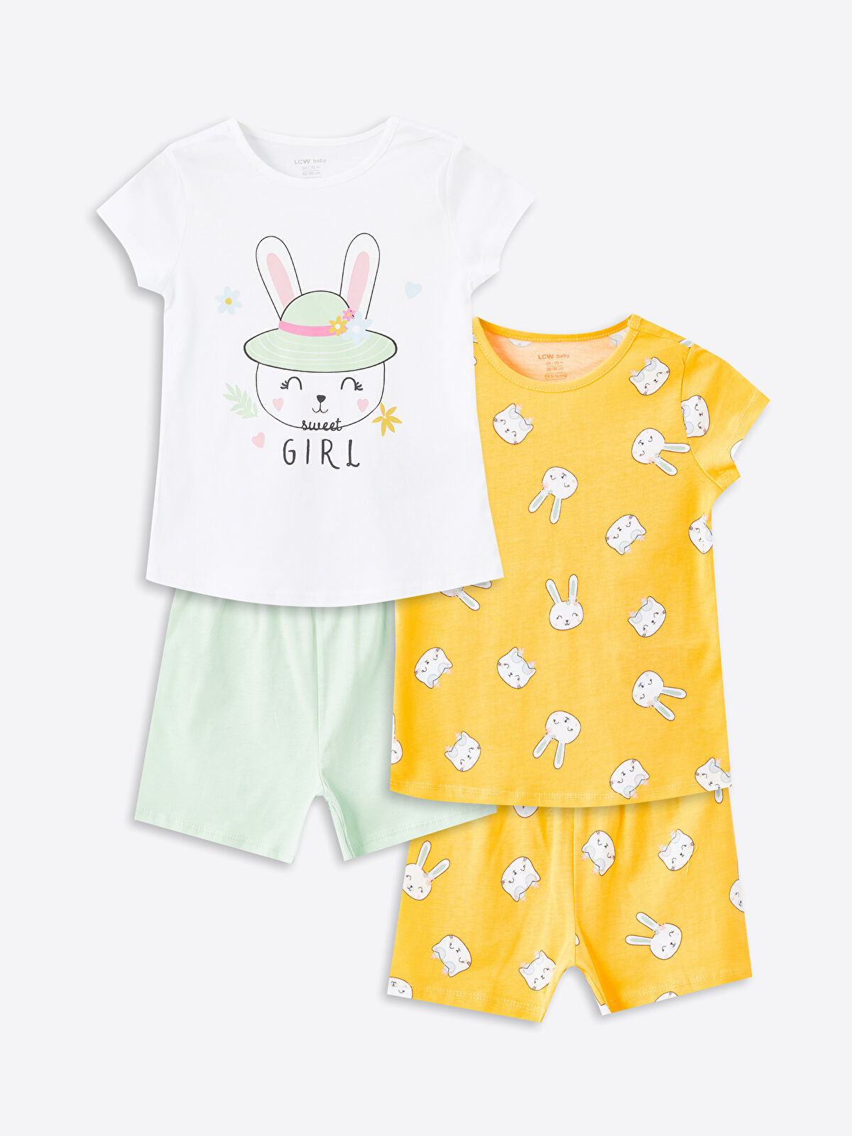 Beyaz Bisiklet Yaka Baskılı Kız Bebek Şortlu Pijama Takımı 2'li