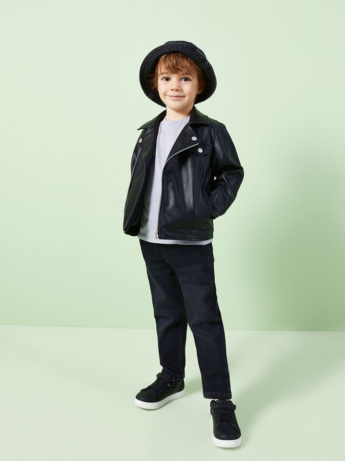 Siyah Basic Erkek Bebek Jean Pantolon