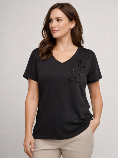 Angora Fashion V Yaka Nakışlı ve Taş İşlemeli Siyah Bluz